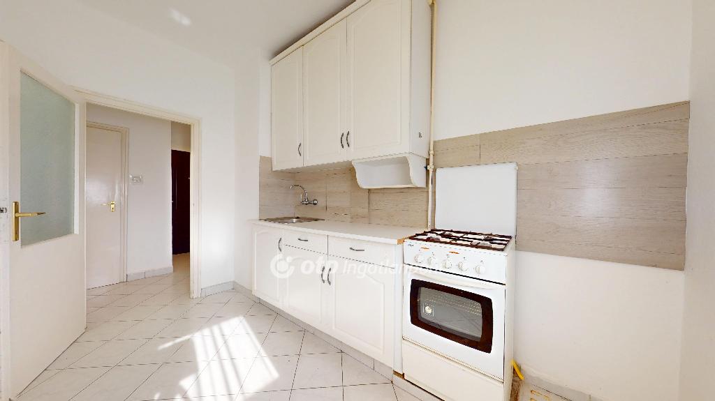 Eladó Tiszaújváros lakás 49 m²